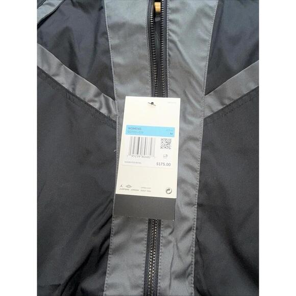 Nike Jordan Women's Color Block Next Utility Capsule Jacket (Medium, Gray/Black) - Picture 6 of 9